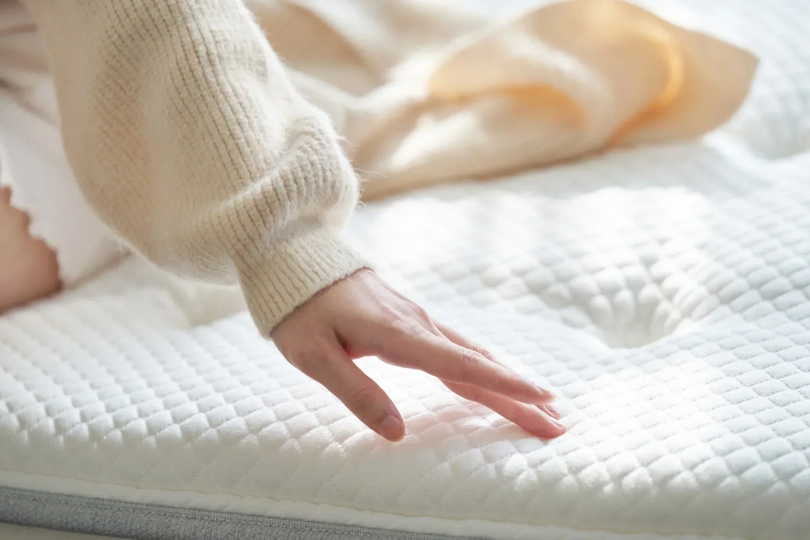 覺醒家居睡眠知識分享:床墊價格大揭密!影響價格的關鍵因素&選購技巧文章封面照片