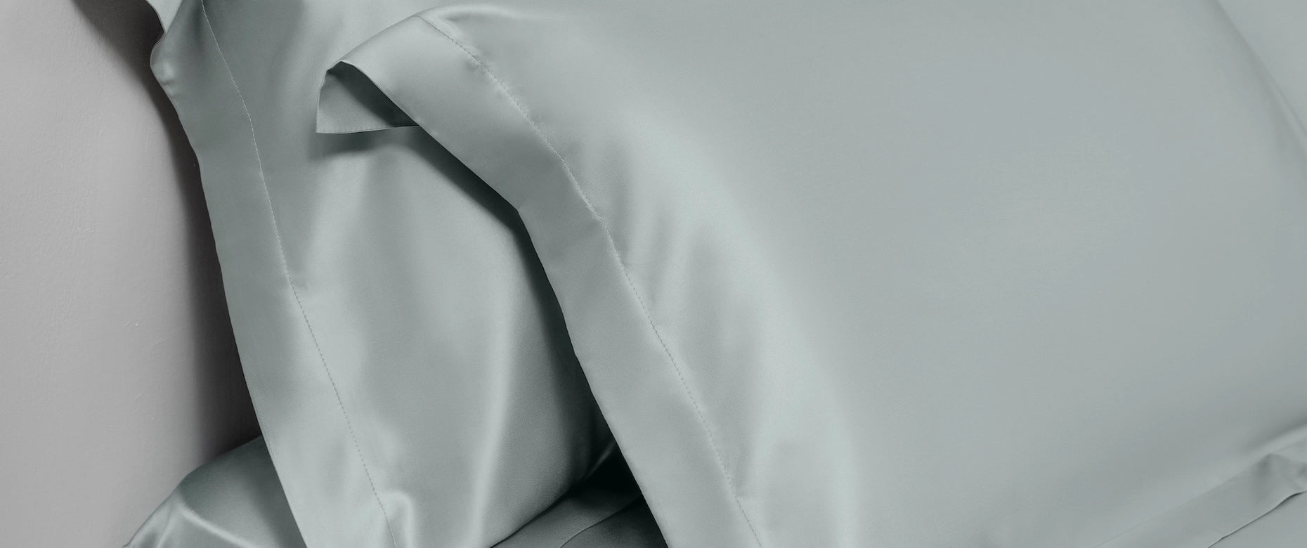 100 支雙股紗天絲™床包 + 枕套組合 - 500 織萊賽爾 100% TENCEL 灰靄藍產品情境照 - 2